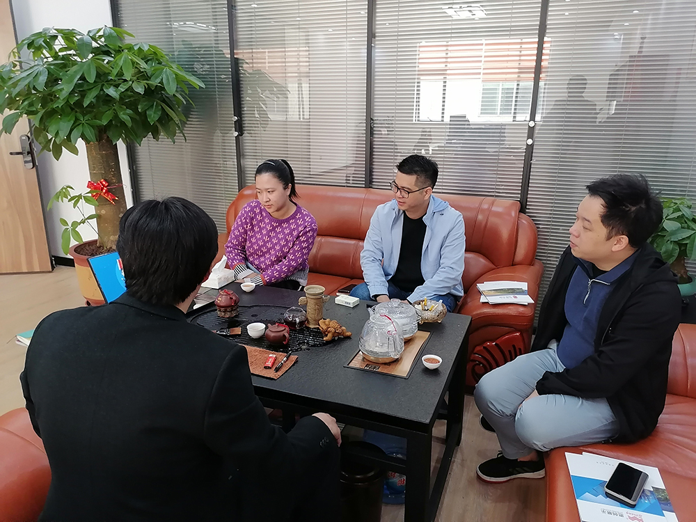 熱烈歡迎龍華街道工(gōng)商聯(商會(huì)) 會(huì)長(cháng)一(yī)行來我司莅臨指導(圖7) 1-2012231GHMC.jpg